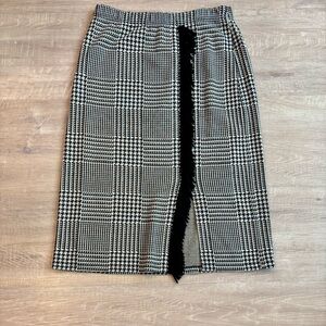 Lennie for Nina Leonard Large Black White Houndstooth Pencil Skirt Knee Length